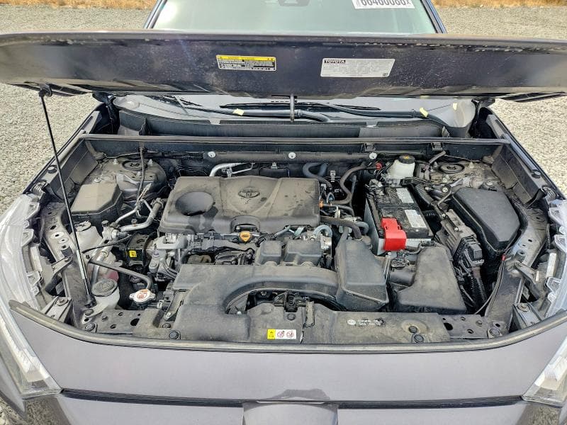 2022 TOYOTA RAV4 XLE 12
