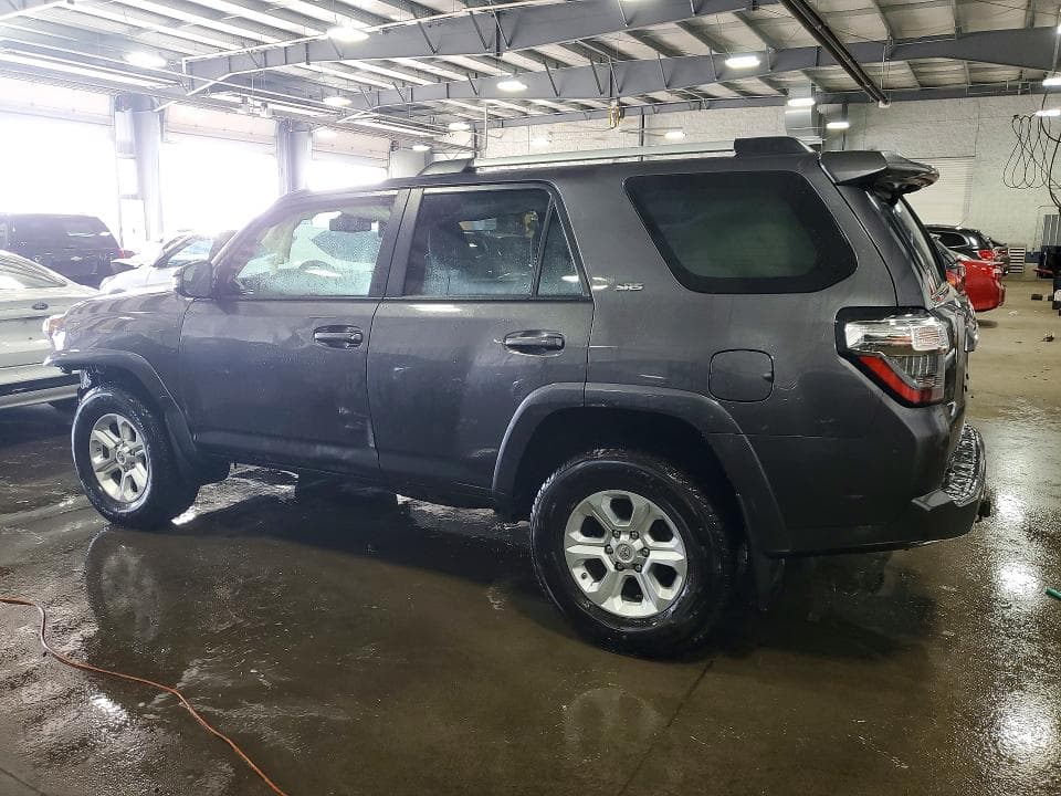 2021 TOYOTA 4RUNNER SR5 PREMIUM 2