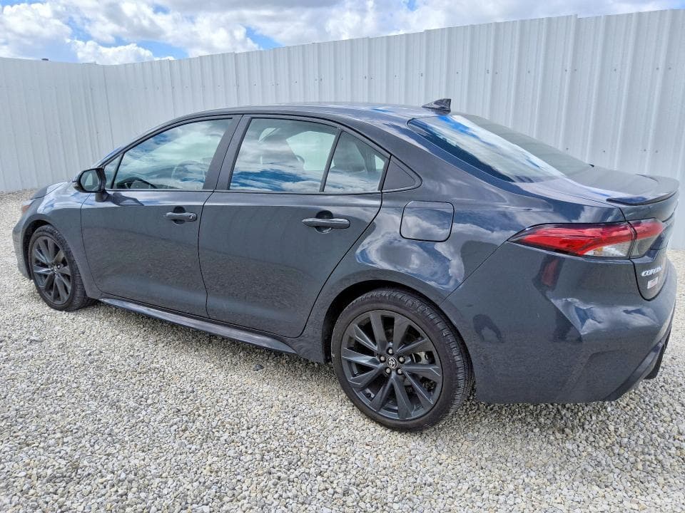 2026 TOYOTA COROLLA XSE 2