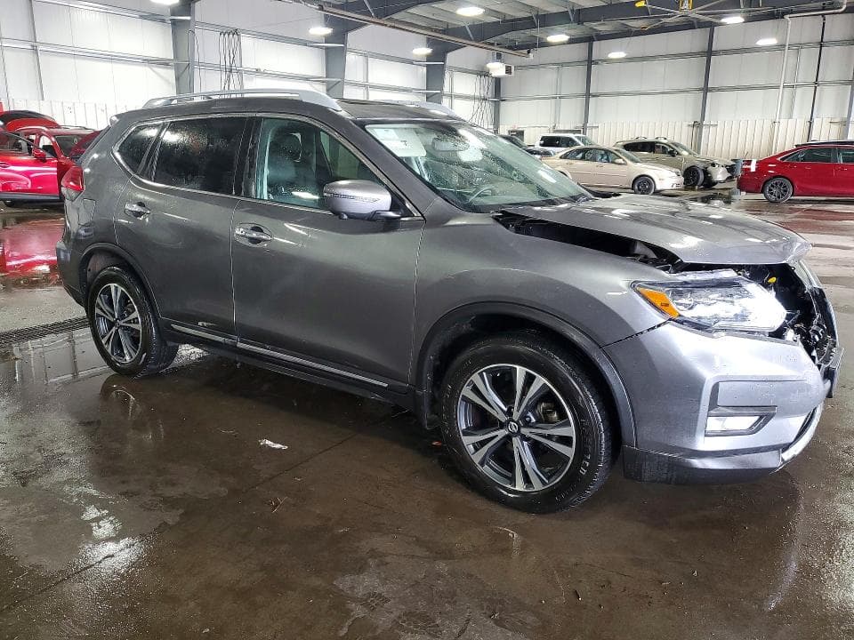 2017 NISSAN ROGUE SL 4