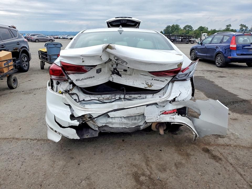 2017 HYUNDAI ELANTRA LIMITED 6