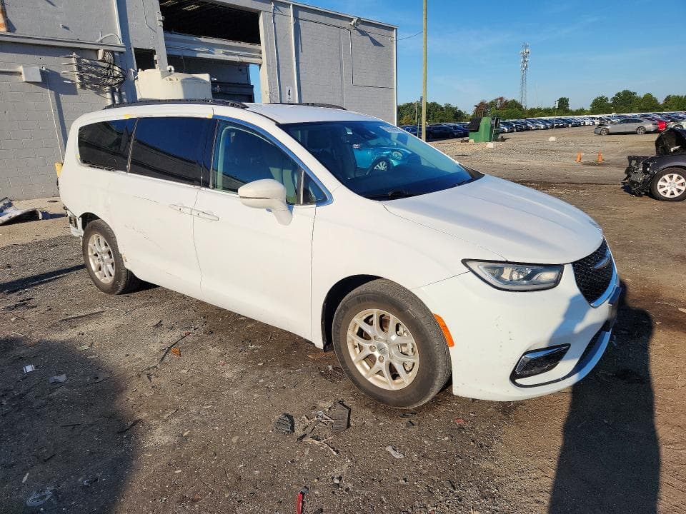 2022 CHRYSLER PACIFICA TOURING L 4