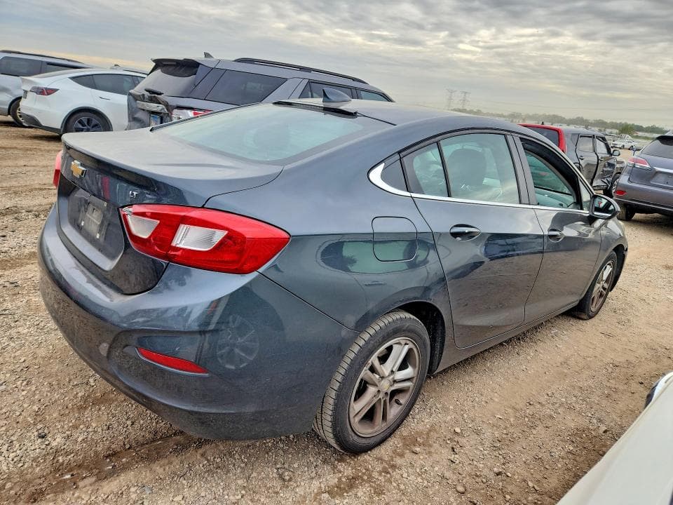 2017 CHEVROLET CRUZE LT 3