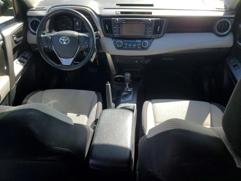 2018 TOYOTA RAV4 XLE 8