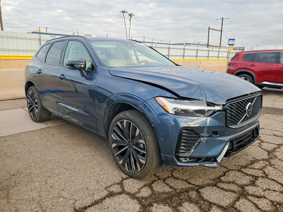2026 VOLVO XC60 ULTRA 4