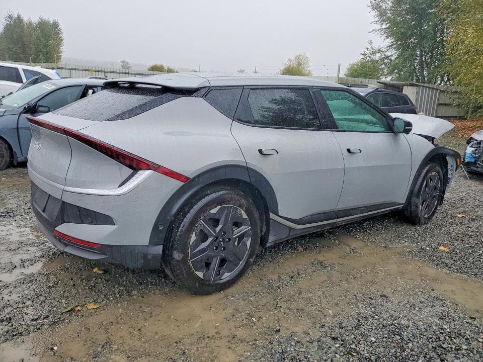 2025 KIA EV6 LIGHT LONG RANGE 3