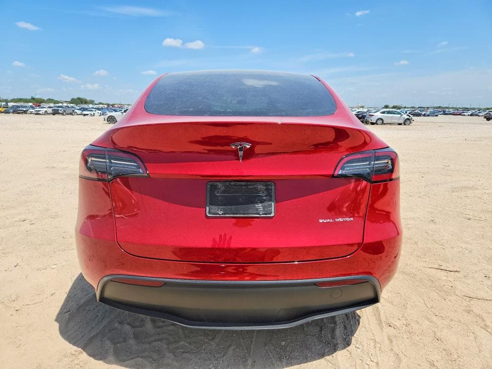 2023 TESLA MODEL Y 6