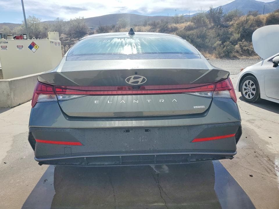 2026 HYUNDAI ELANTRA HYBRID BLUE 6
