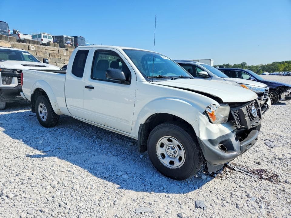 2019 NISSAN FRONTIER S 4