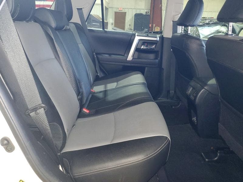 2022 TOYOTA 4RUNNER SR5 PREMIUM 10
