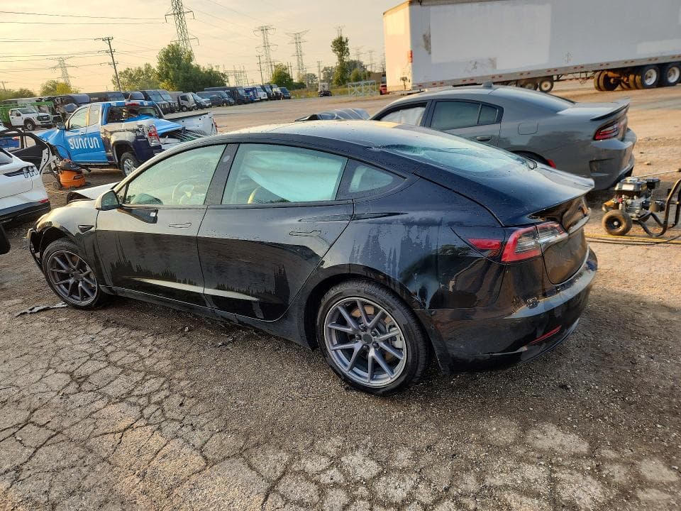 2022 TESLA MODEL 3 2