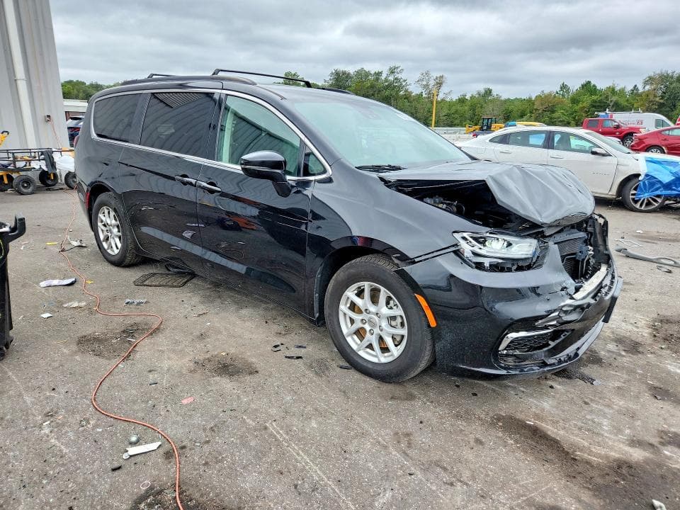 2022 CHRYSLER PACIFICA TOURING L 4