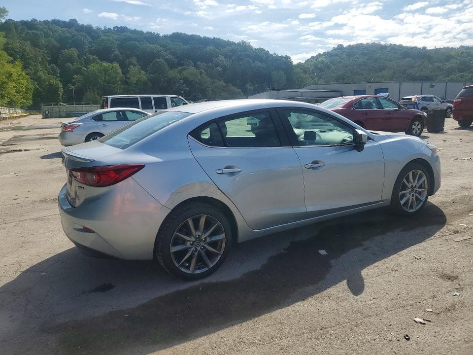 2018 MAZDA 3 TOURING 3