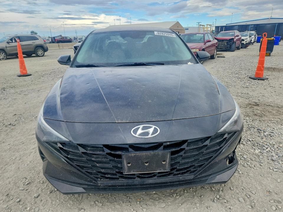 2021 HYUNDAI ELANTRA SE 5