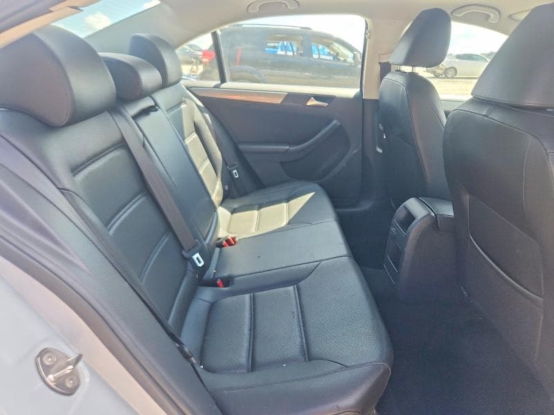 2017 VOLKSWAGEN JETTA SE 10