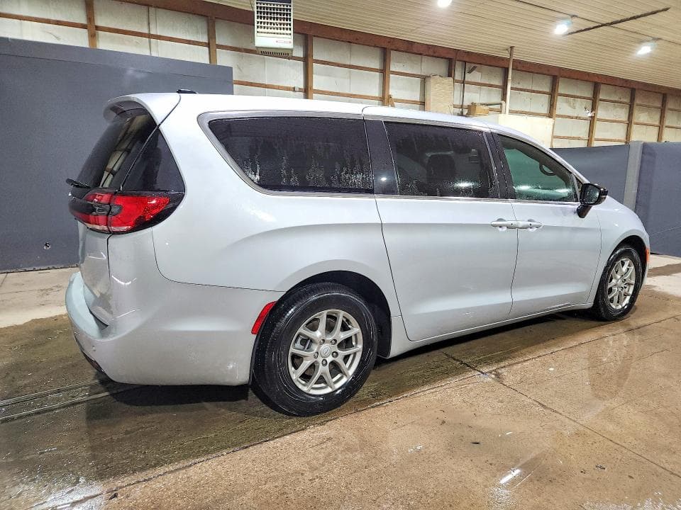 2026 CHRYSLER PACIFICA SELECT 3