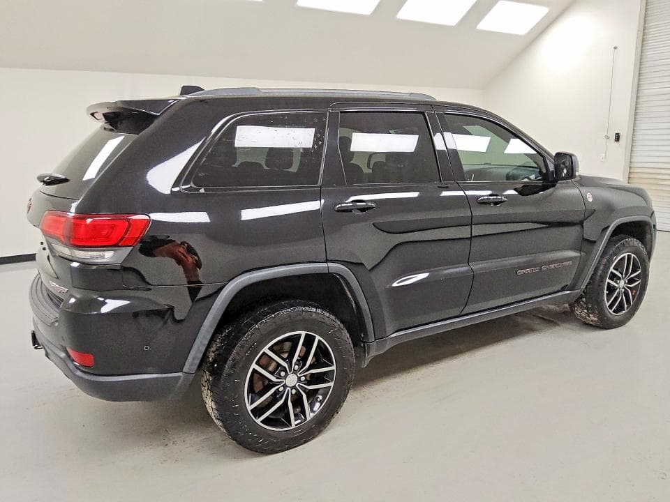 2017 JEEP GRAND CHEROKEE TRAILHAWK 3
