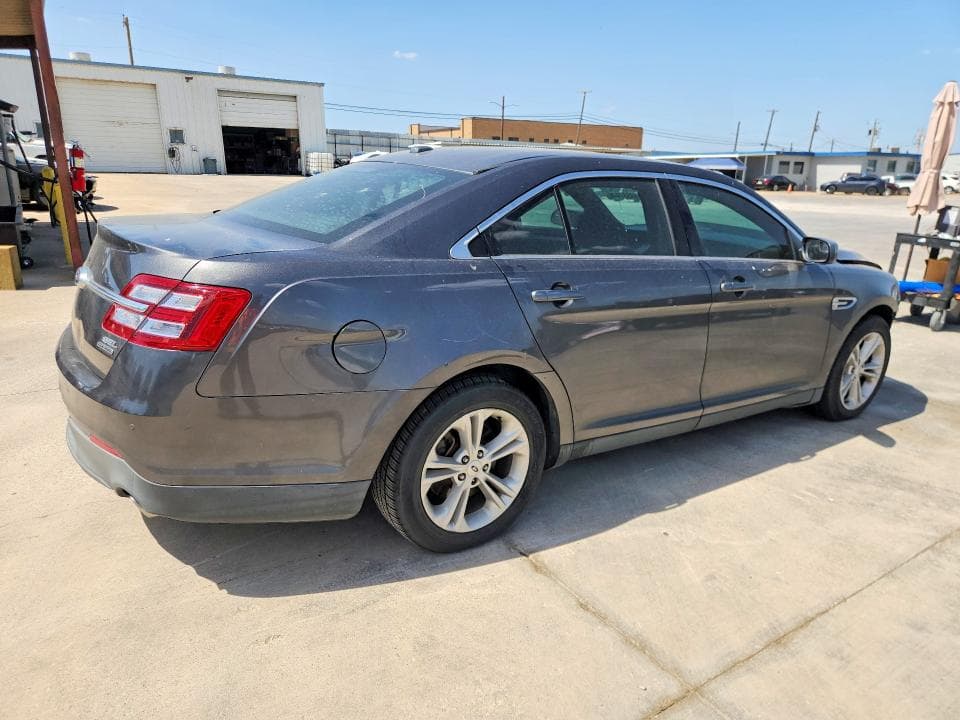 2017 FORD TAURUS SEL 3