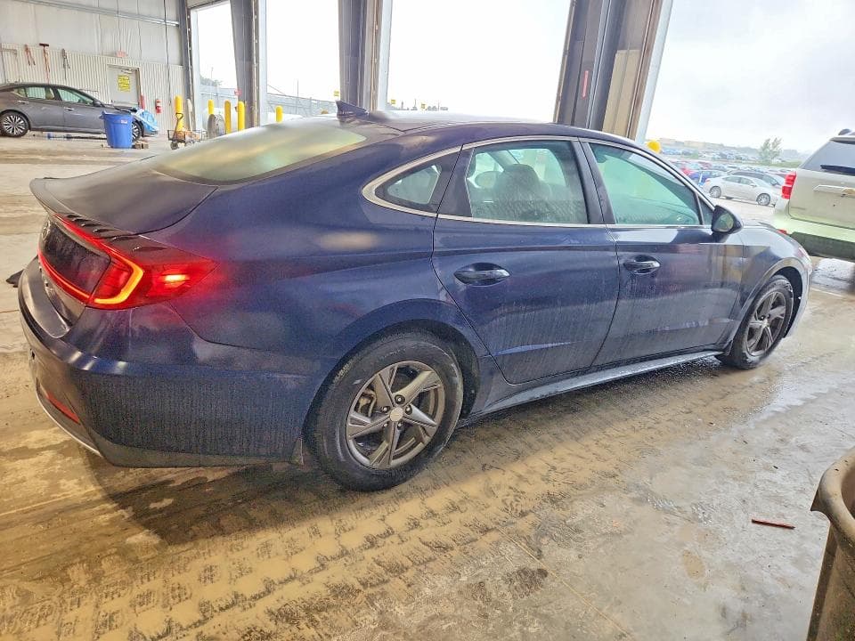 2021 HYUNDAI SONATA SE 3