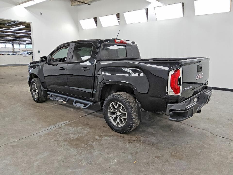 2017 GMC CANYON SLE 2