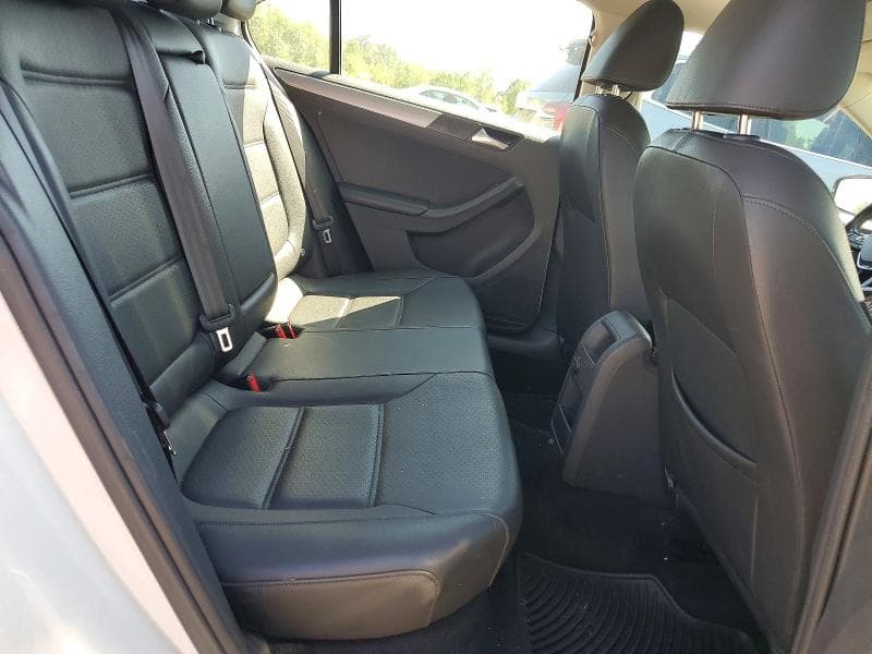 2017 VOLKSWAGEN JETTA SE 10