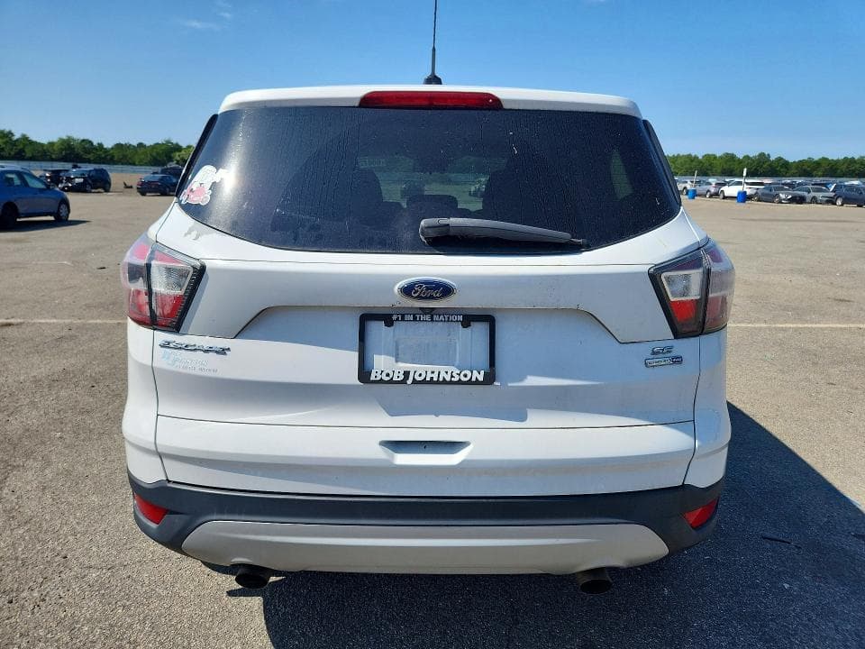 2017 FORD ESCAPE SE 6