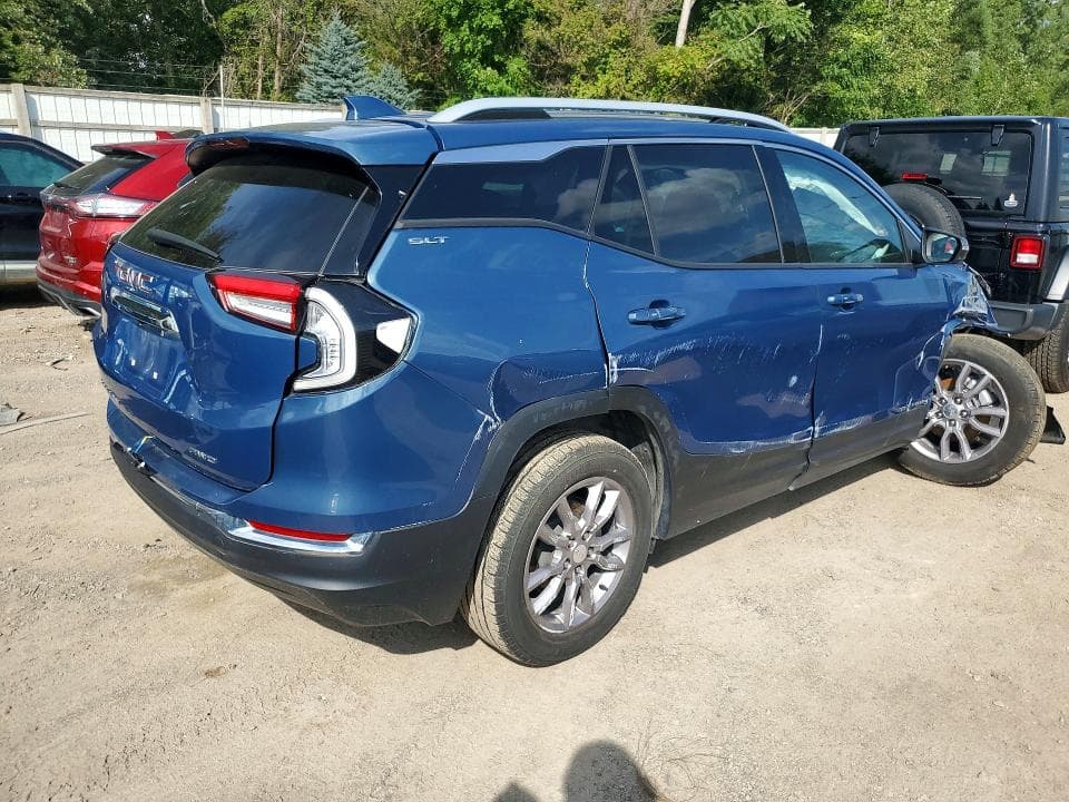 2024 GMC TERRAIN SLT 3