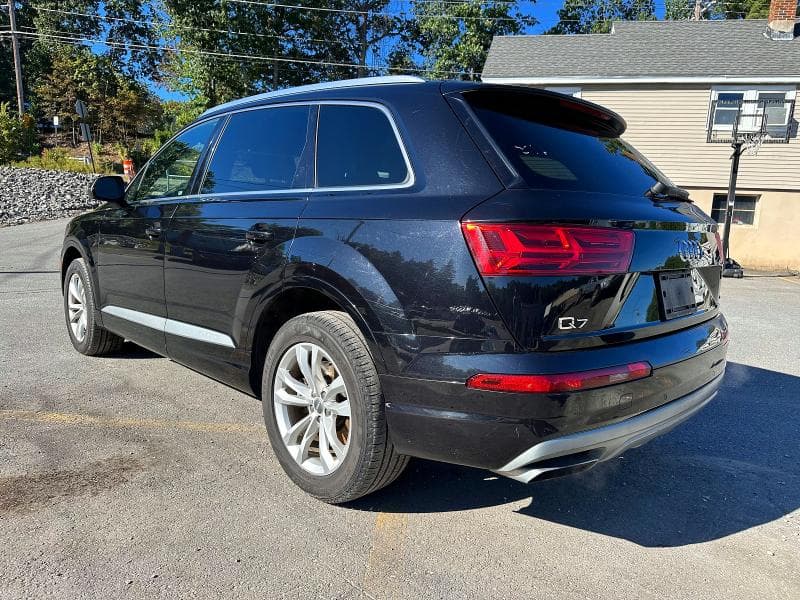 2018 AUDI Q7 PREMIUM 2