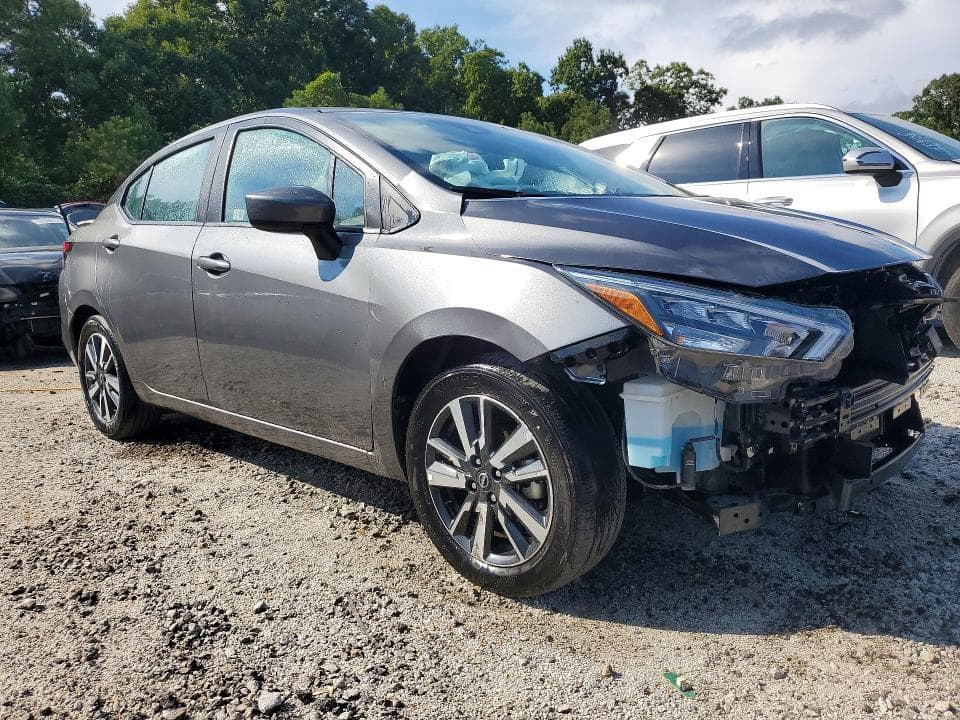 2025 NISSAN VERSA SV 4