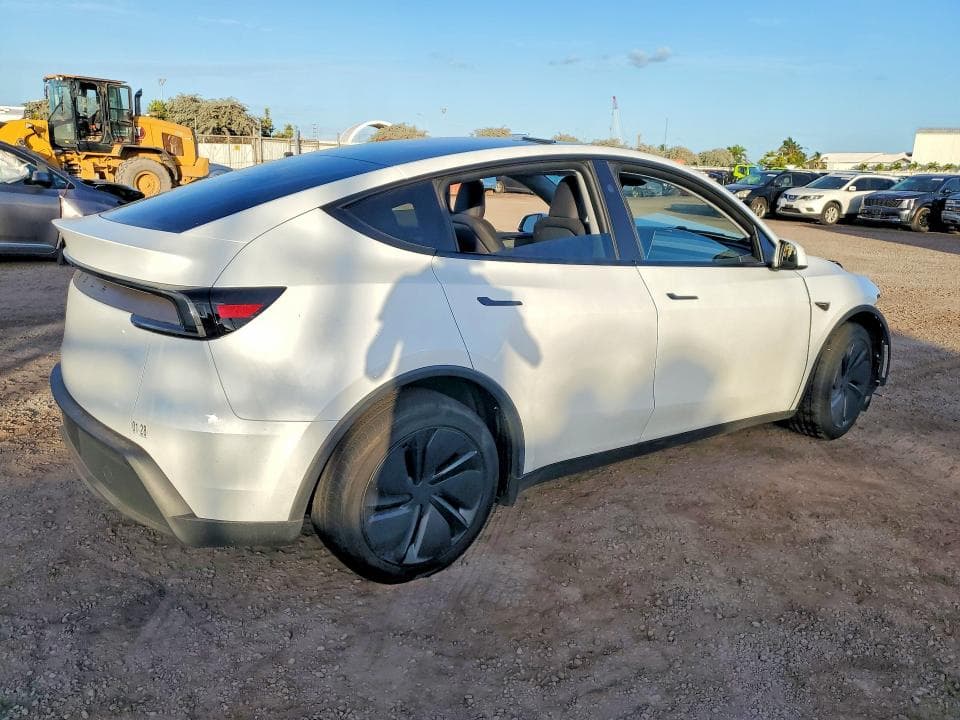 2026 TESLA MODEL Y 3