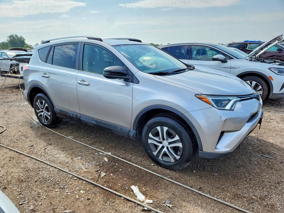 2018 TOYOTA RAV4 LE 4