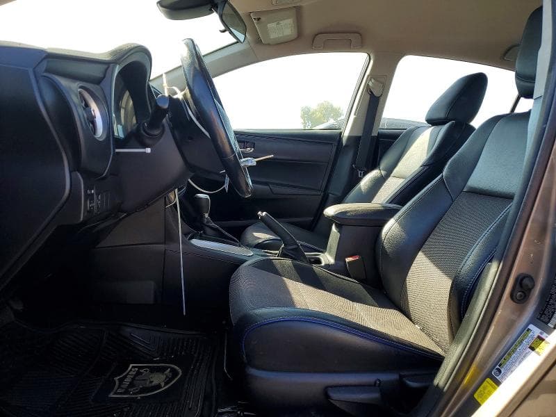 2018 TOYOTA COROLLA SE 7