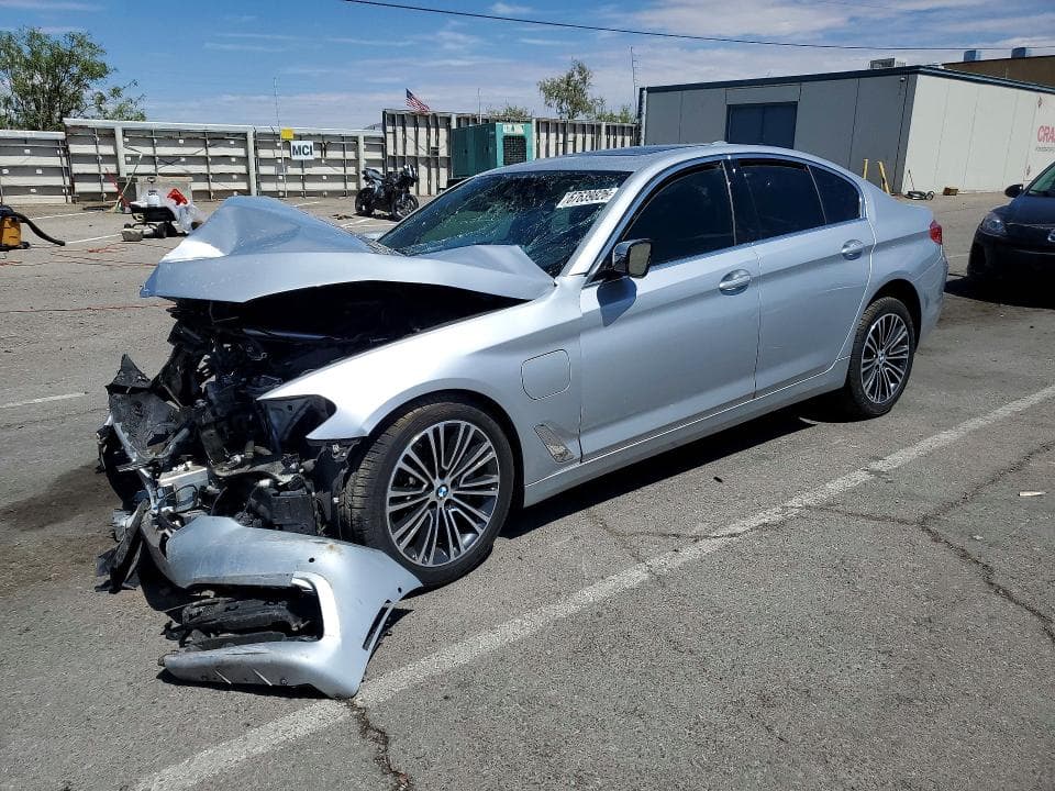 2020 BMW 530E - 1