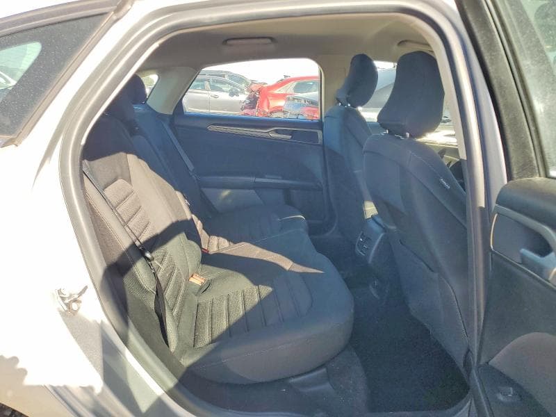 2019 FORD FUSION SE 10