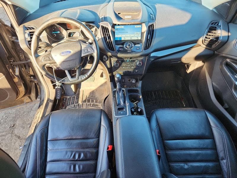 2017 FORD ESCAPE TITANIUM 8