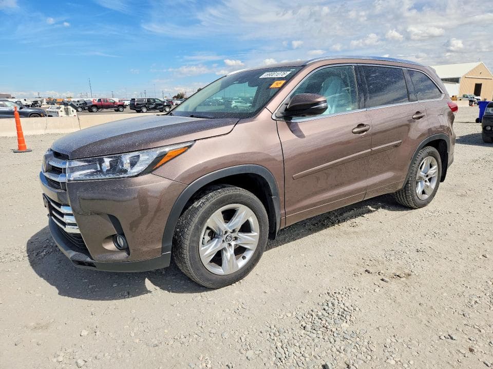 2017 TOYOTA HIGHLANDER LIMITED - 1