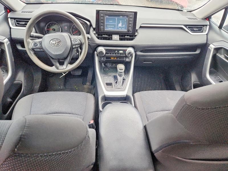 2019 TOYOTA RAV4 LE 8