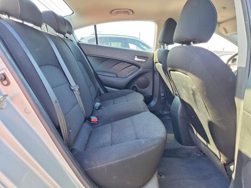 2018 KIA FORTE LX 10