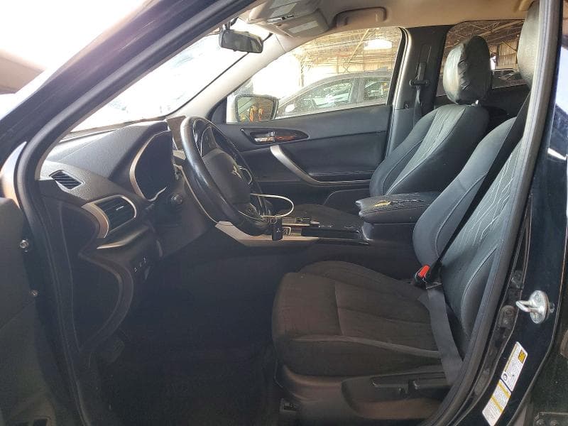 2020 MITSUBISHI ECLIPSE CROSS 7