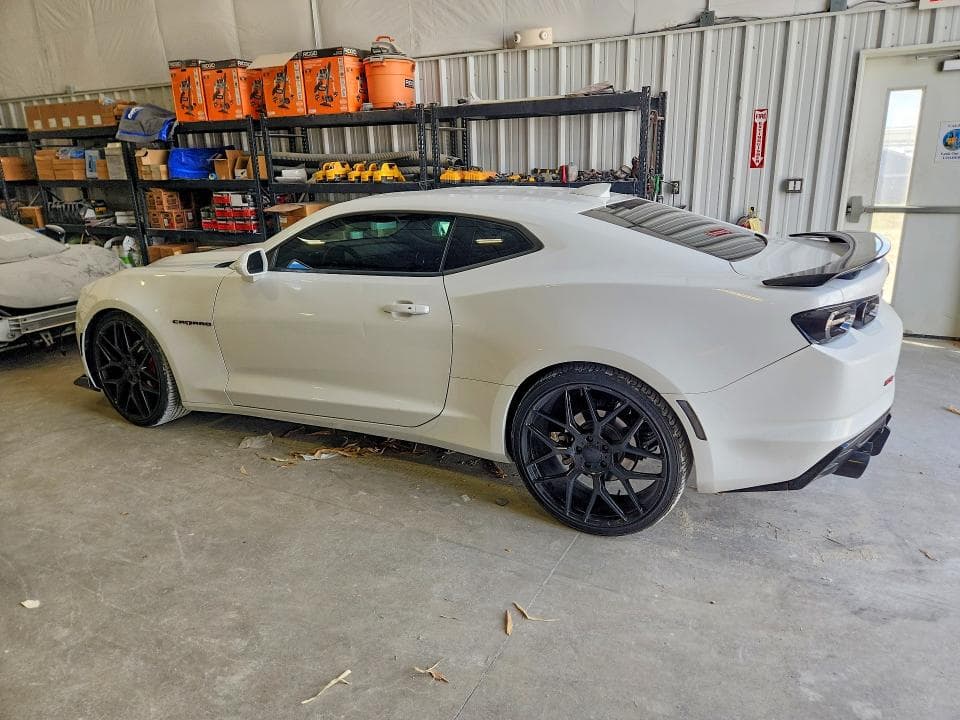 2020 CHEVROLET CAMARO LZ 2