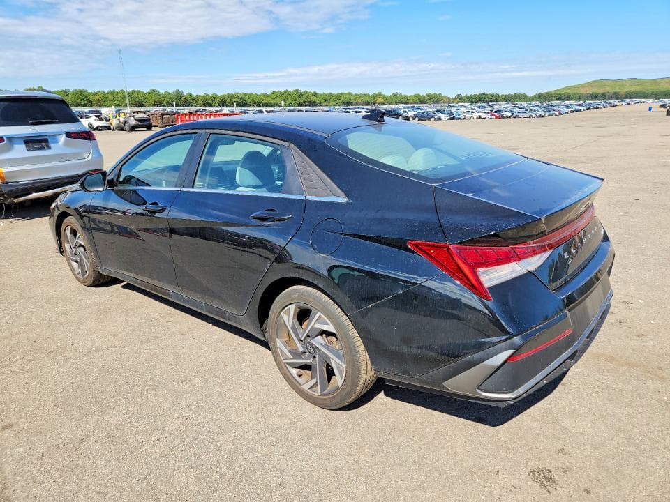 2025 HYUNDAI ELANTRA LIMITED 2