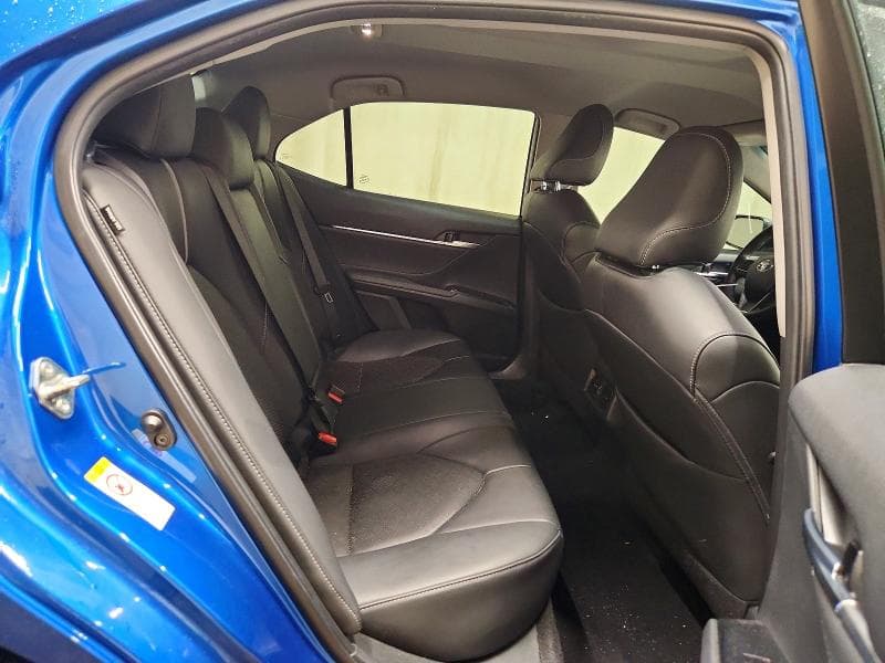 2018 TOYOTA CAMRY XSE 10