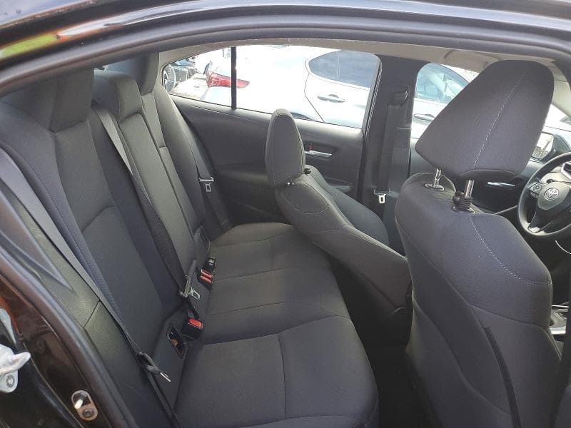 2021 TOYOTA COROLLA LE 10