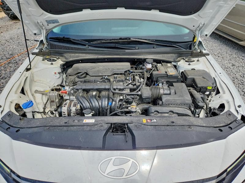 2024 HYUNDAI ELANTRA SEL 11