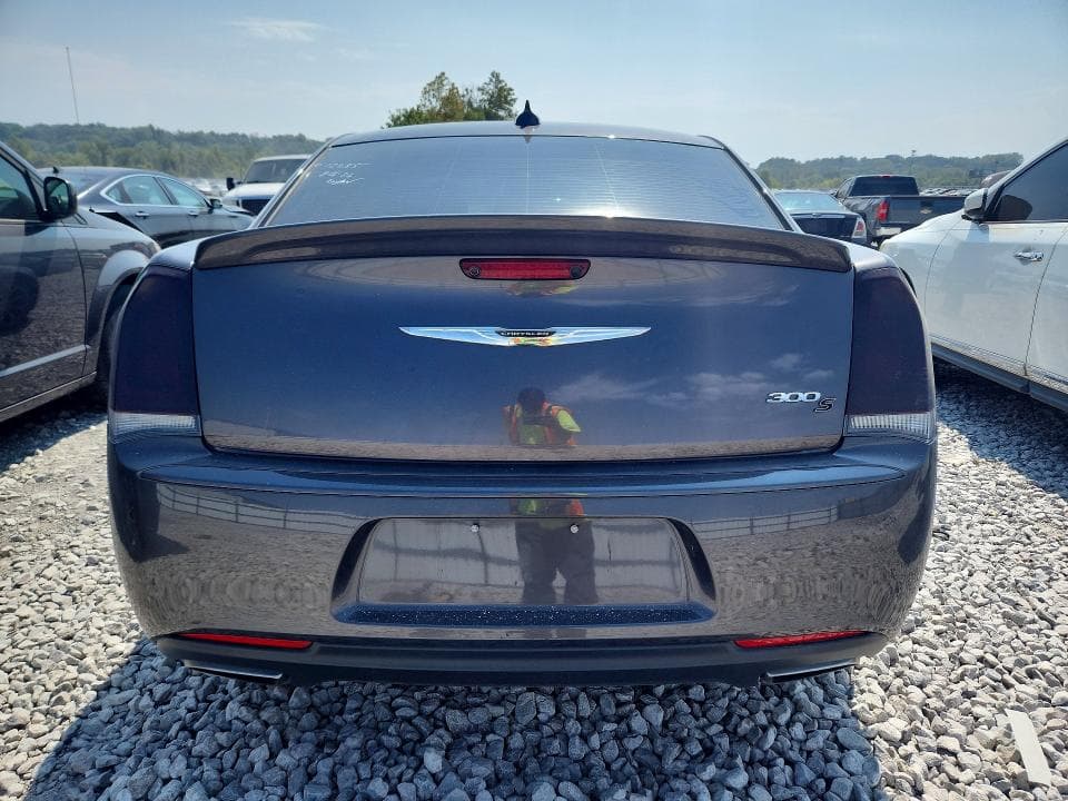 2017 CHRYSLER 300 S 6