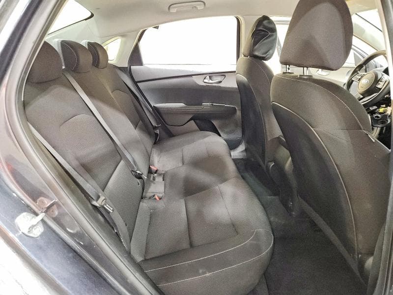 2019 KIA FORTE FE 10