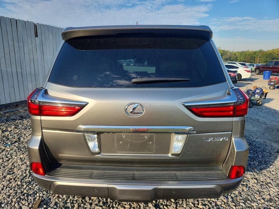 2017 LEXUS LX 570 6