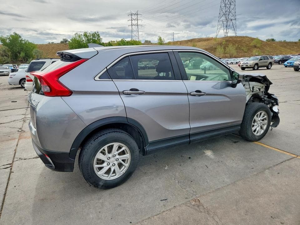2019 MITSUBISHI ECLIPSE CROSS ES 3