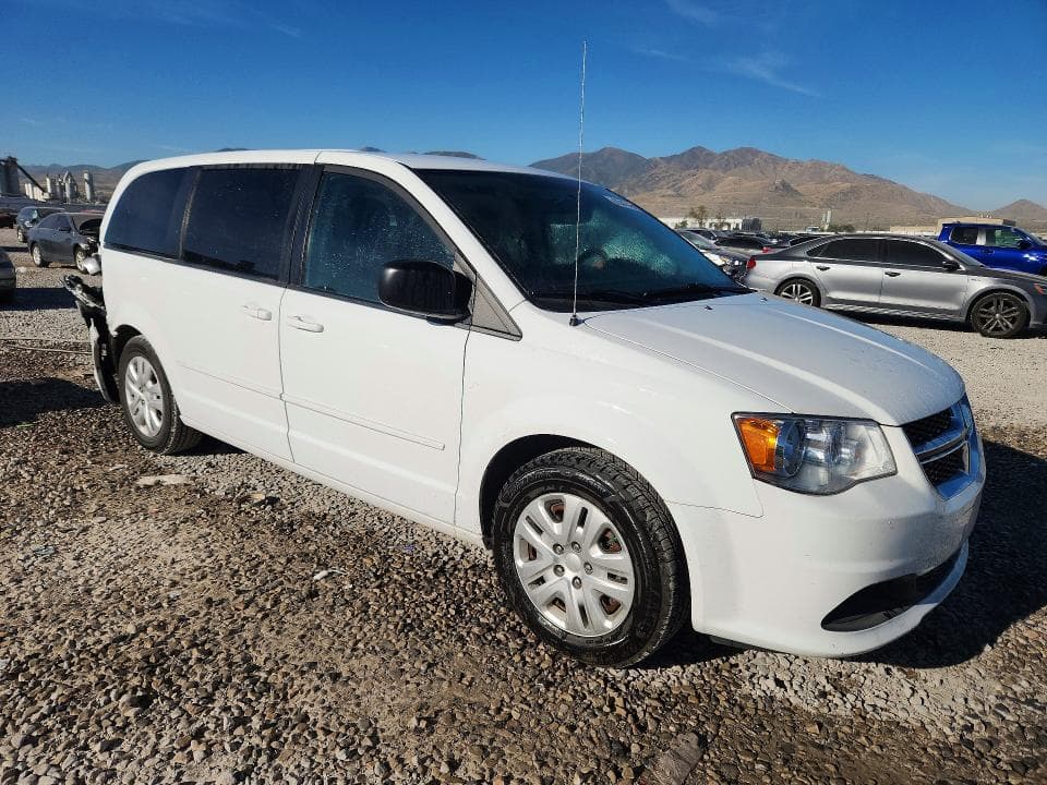 2017 DODGE GRAND CARAVAN SE 4