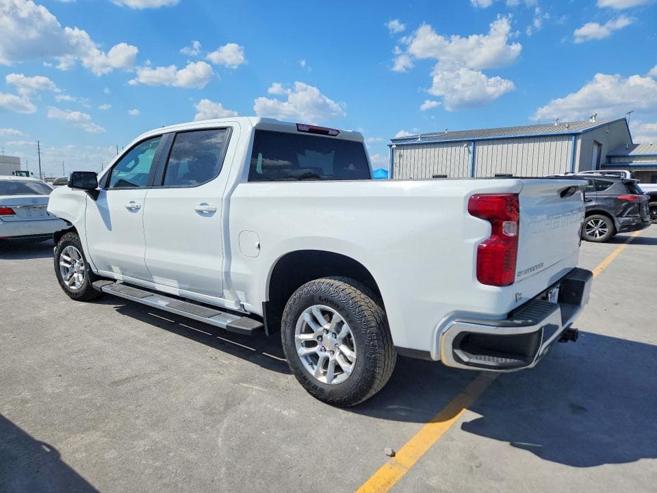 2026 CHEVROLET SILVERADO K1500 LT 2